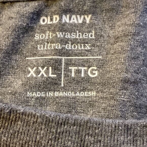 Old Navy Tropical Print Aloha Hawaiian Men’s T-shirt Size XXL - Picture 3 of 4